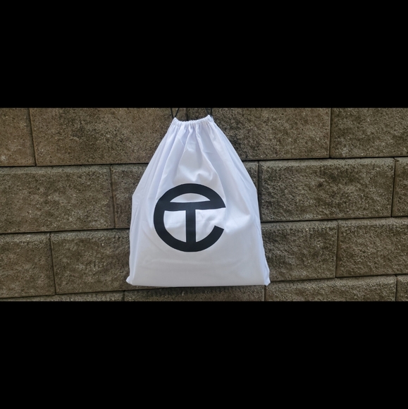 Moose Knuckles x Telfar Puffer Bag Medium - Picture 6 of 7